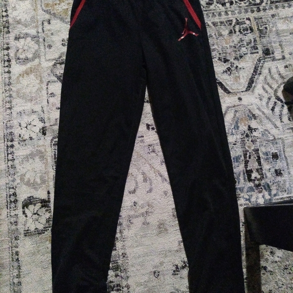 COPY - NWT Jordan boys youths jogging pants size L 12_13y - Picture 3 of 8